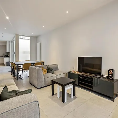 Holiday home In Near Sea Dyke