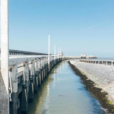 Holiday home In Near Sea Dyke Blankenberge