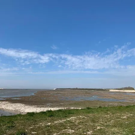 Holiday home In Near Sea Dyke *